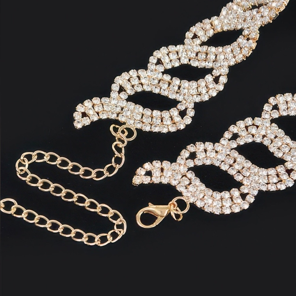 Rhinestone Chain Choker - Picture 5 of 5